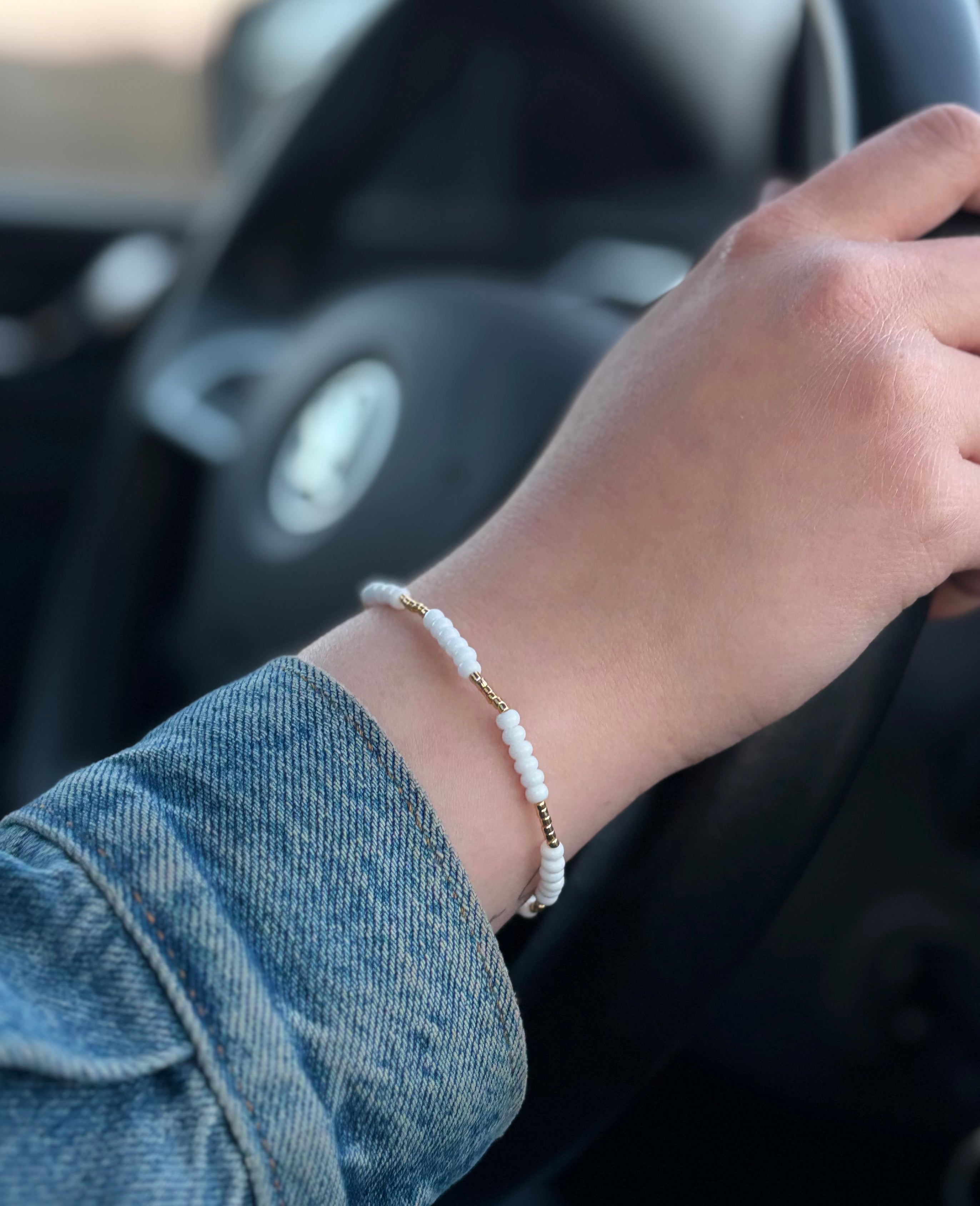White dreams armbånd, elastisk strikk